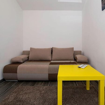 City Center Apartment Belgrado Buitenkant foto
