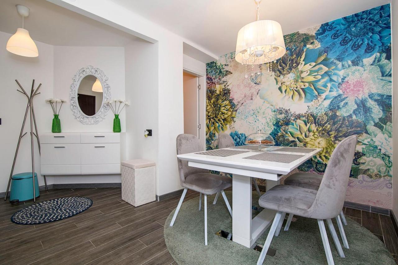 City Center Apartment Belgrado Buitenkant foto