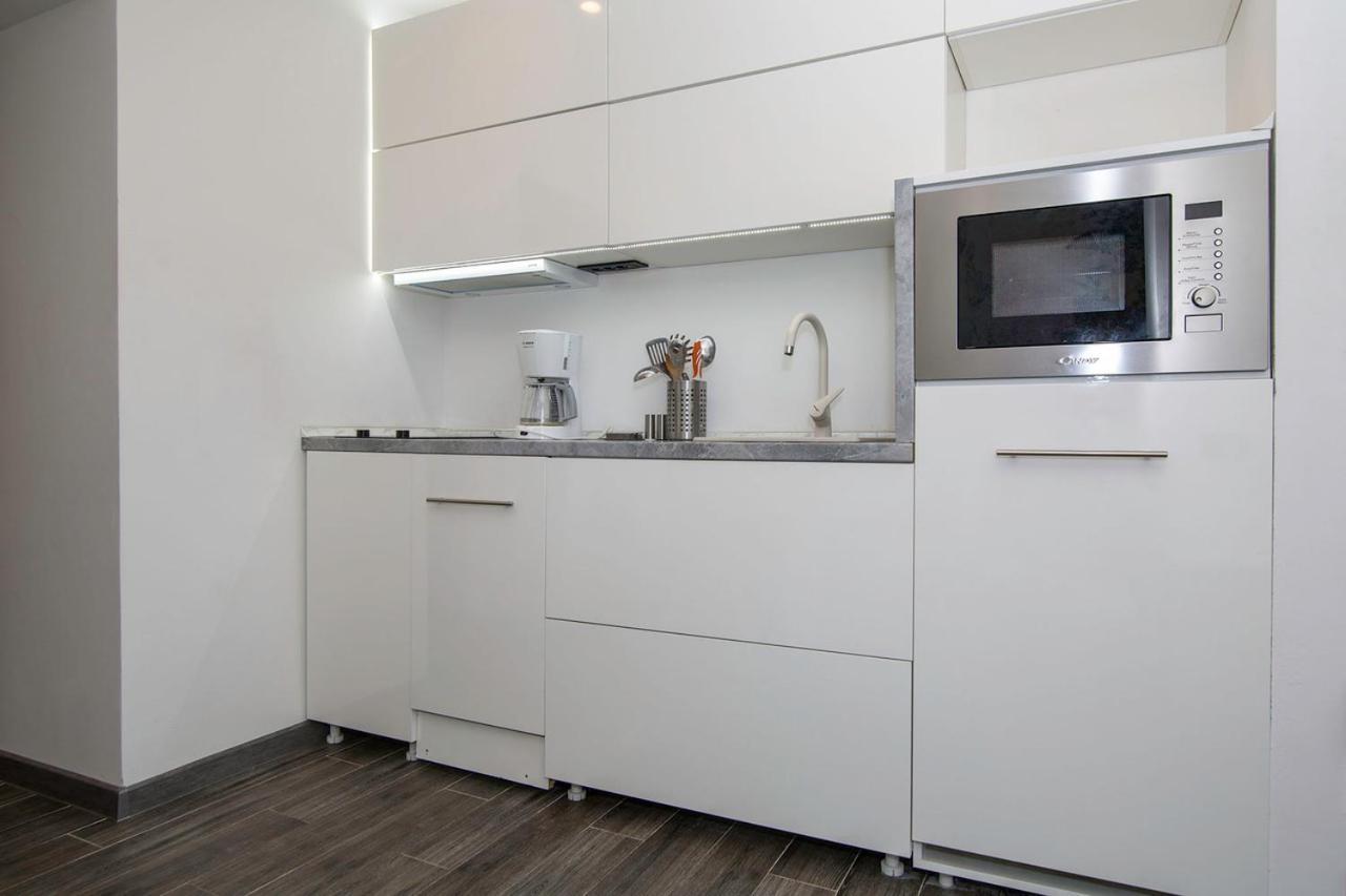 City Center Apartment Belgrado Buitenkant foto