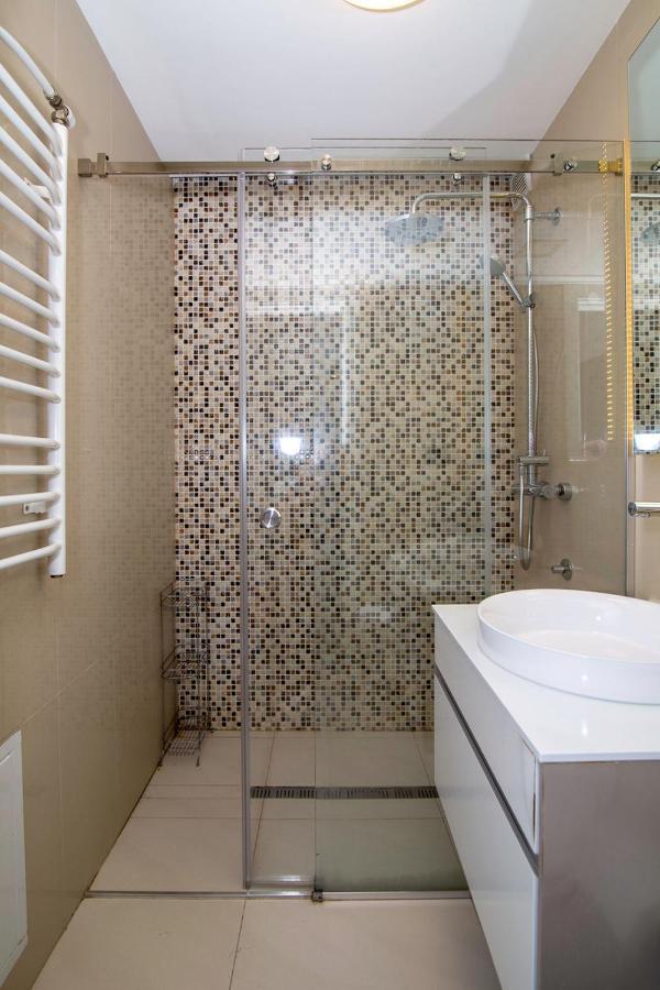 City Center Apartment Belgrado Buitenkant foto