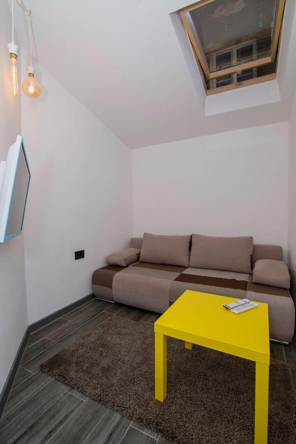 City Center Apartment Belgrado Buitenkant foto